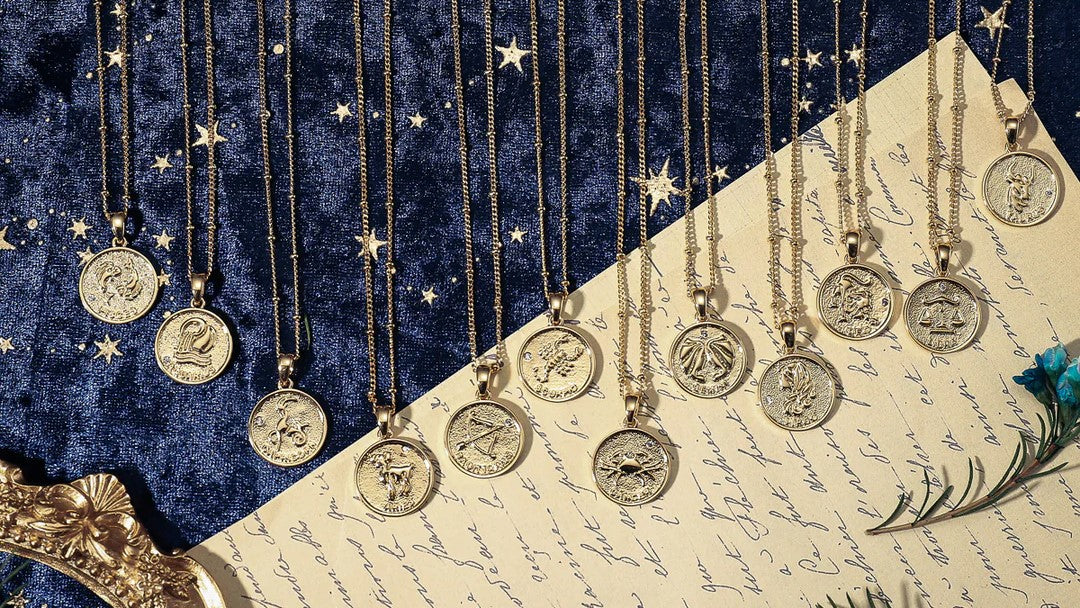 2026 Vogue Horoscope Guide: Lucky Colors, Energy Forecast & Jewelry Picks