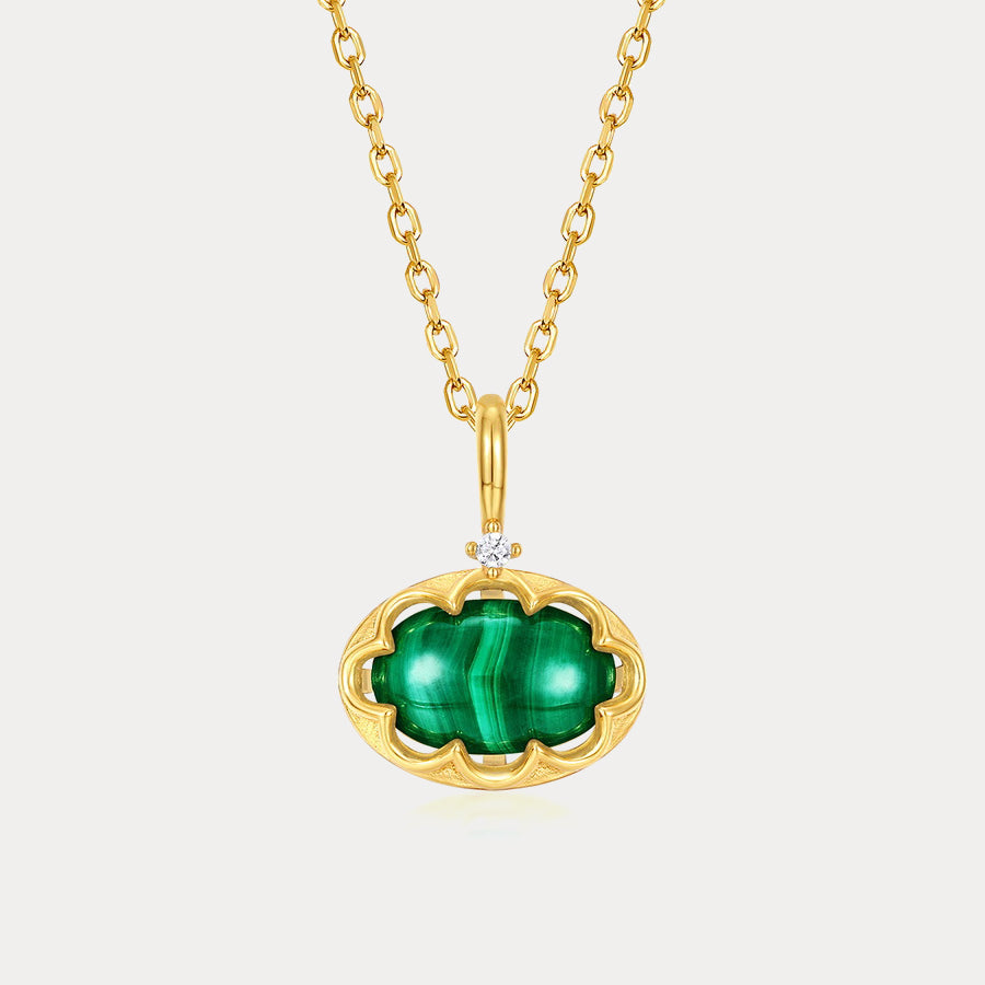 Selenichast Oval Malachite Pendant Necklace