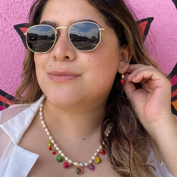grape fruit pearl necklace