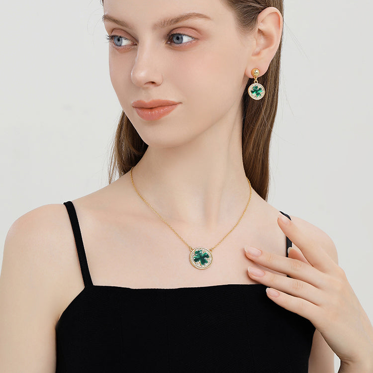 Four leaf Clover Coin Gold Necklace
