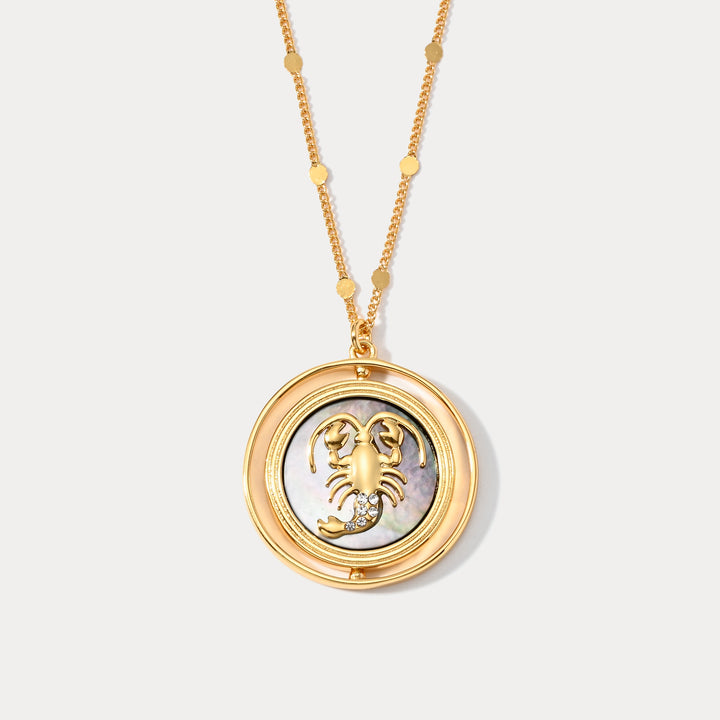 Collar del zodiaco dorado
