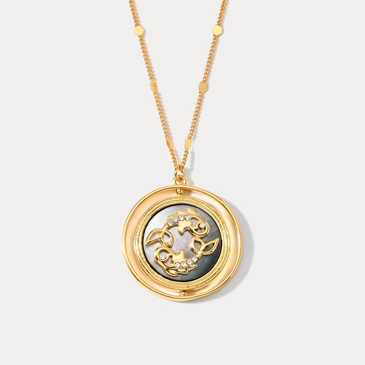 Collar del zodiaco dorado