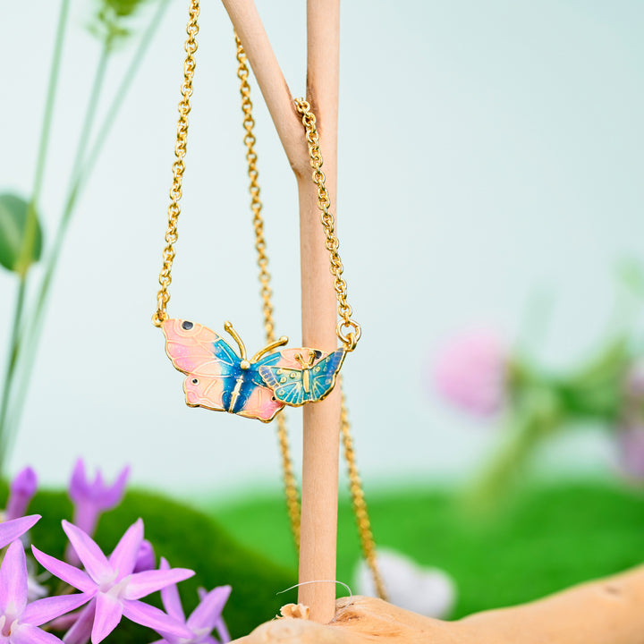 Collier de papillons