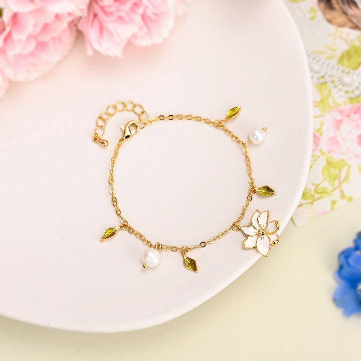 Gardenia Pearl Charm Bracelet