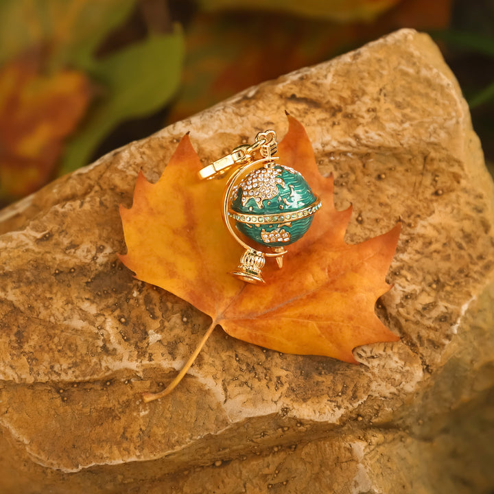 stylish globe pendant necklace