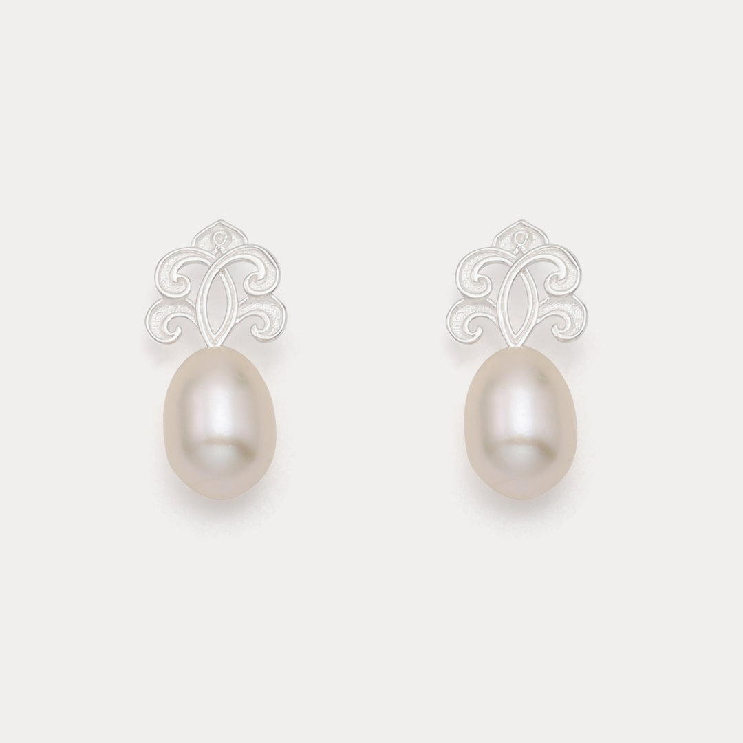 Boucles d'oreilles en perles argentées