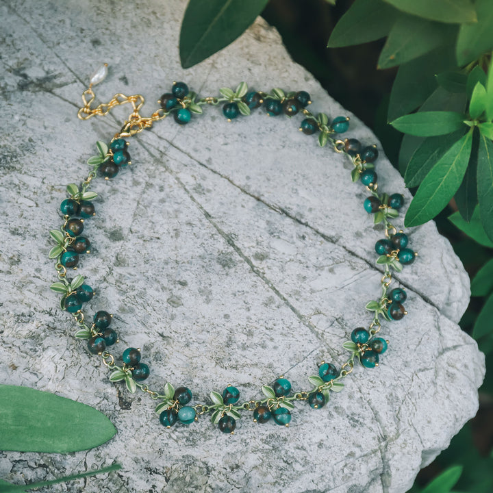 Chokeberry Nature Choker