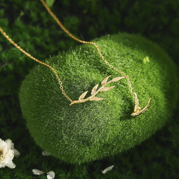Gold Swallow & Willow Natural Necklace