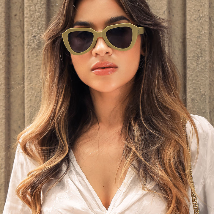 Green Irregular Retro Sunglasses