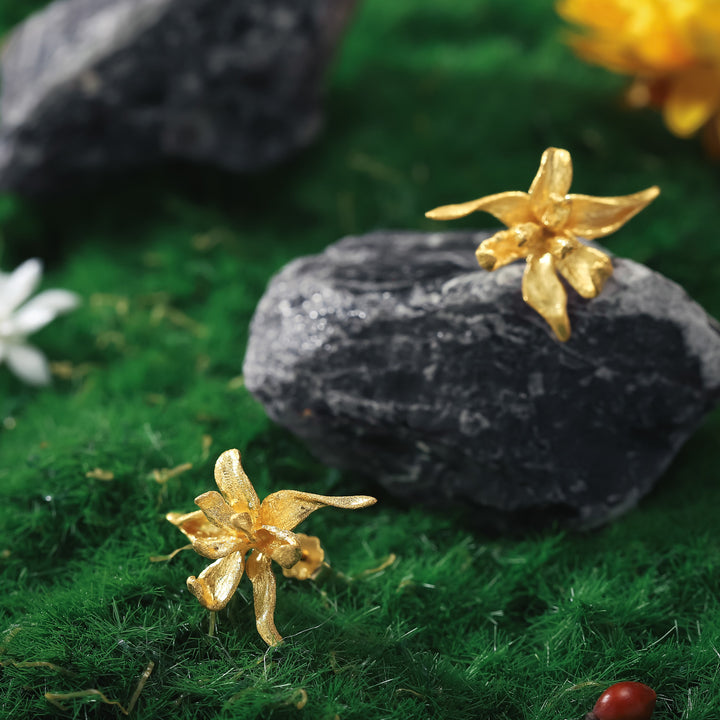Iris Flower Stud Earrings for Woman