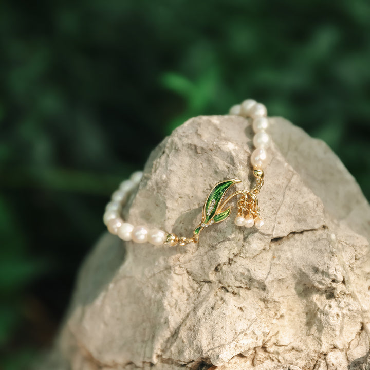 Lily Of The Valley Pearl Stylish Bracelet