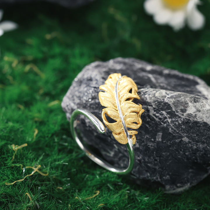Vintage Gold Feather Ring