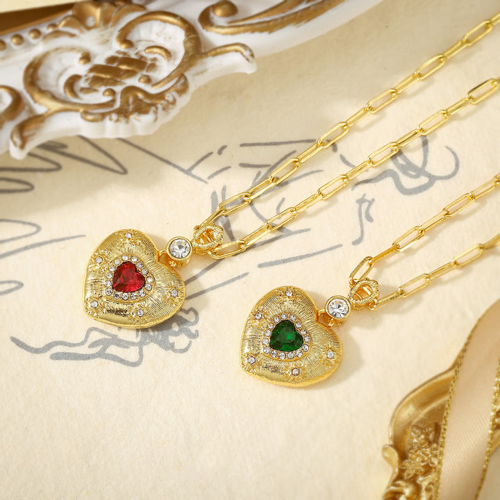 Emerald Mini Heart Necklace Set