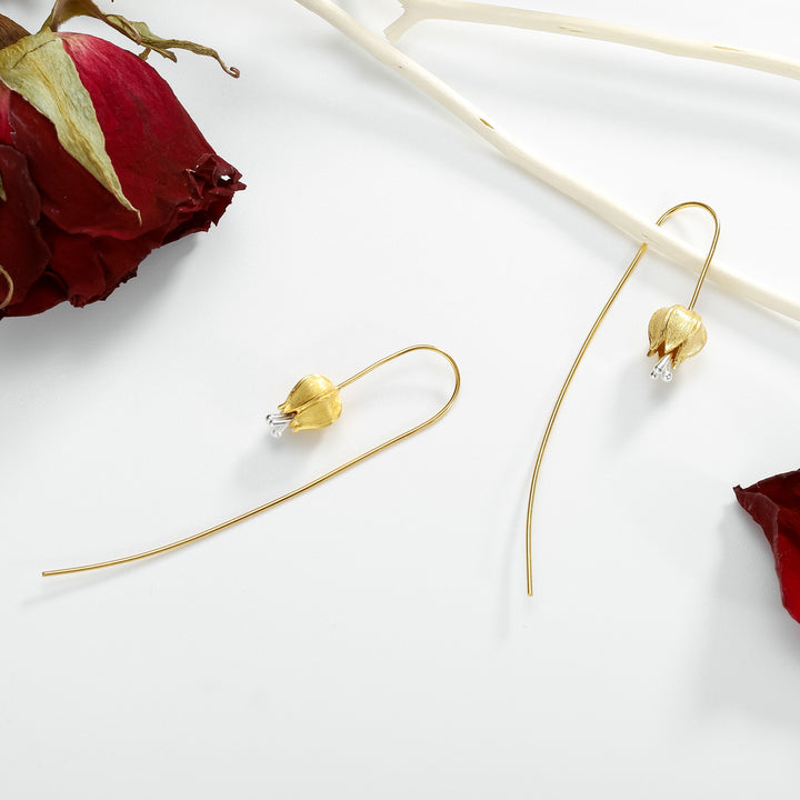 Tulip Hook Chic Earrings