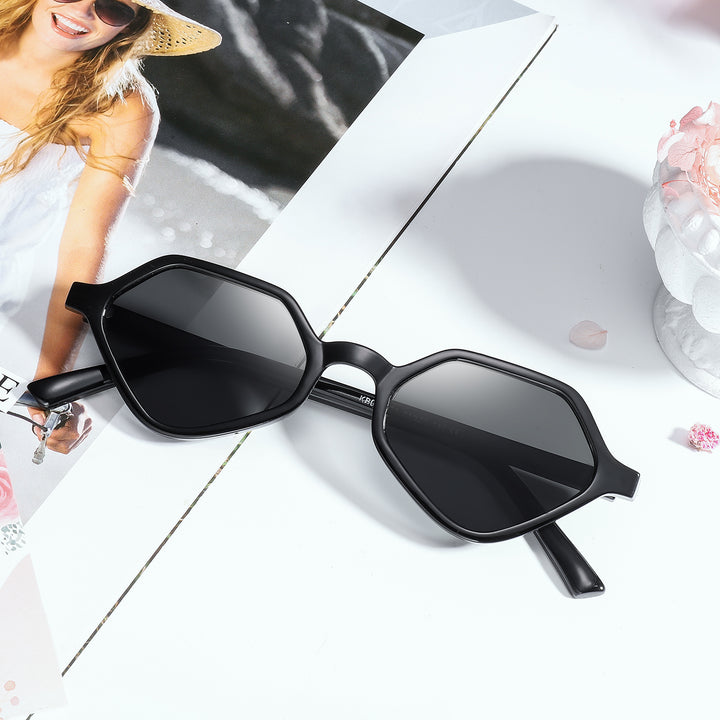 Black Retro Polygonal Sunglasses