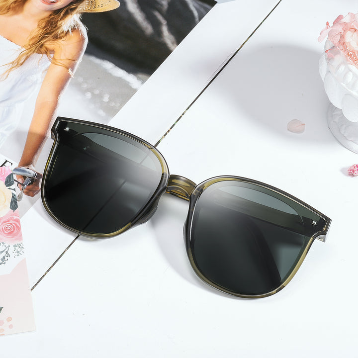 Dark Green Folding Wayfarer Sunglasses