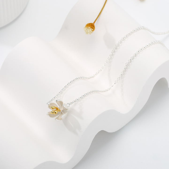 Fresh Blooming Flower Gold Necklace
