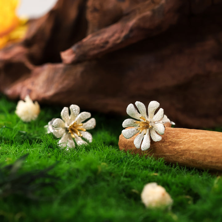 Daisy Stud Nature Earrings