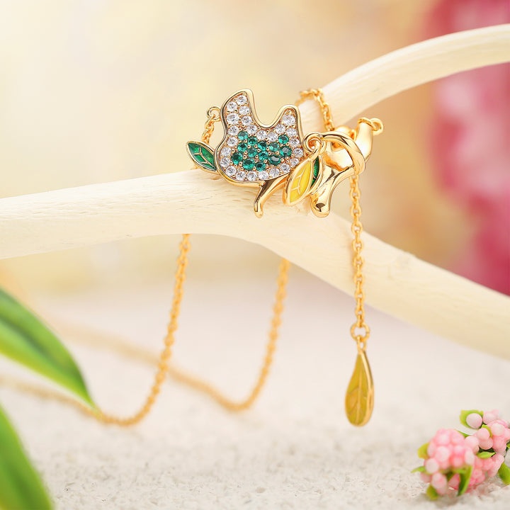 Green Leaf Clover Necklace