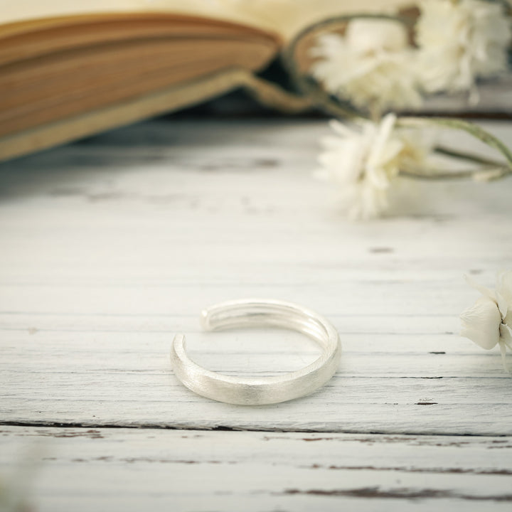 925 Sterling Silver Frosted Open Ring