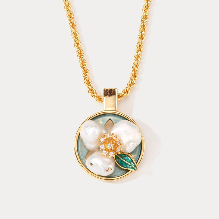 Selenichast Flower Pearl Necklace