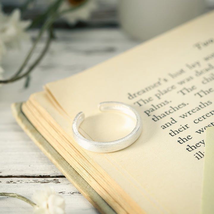 Silver Vintage Frosted Ring