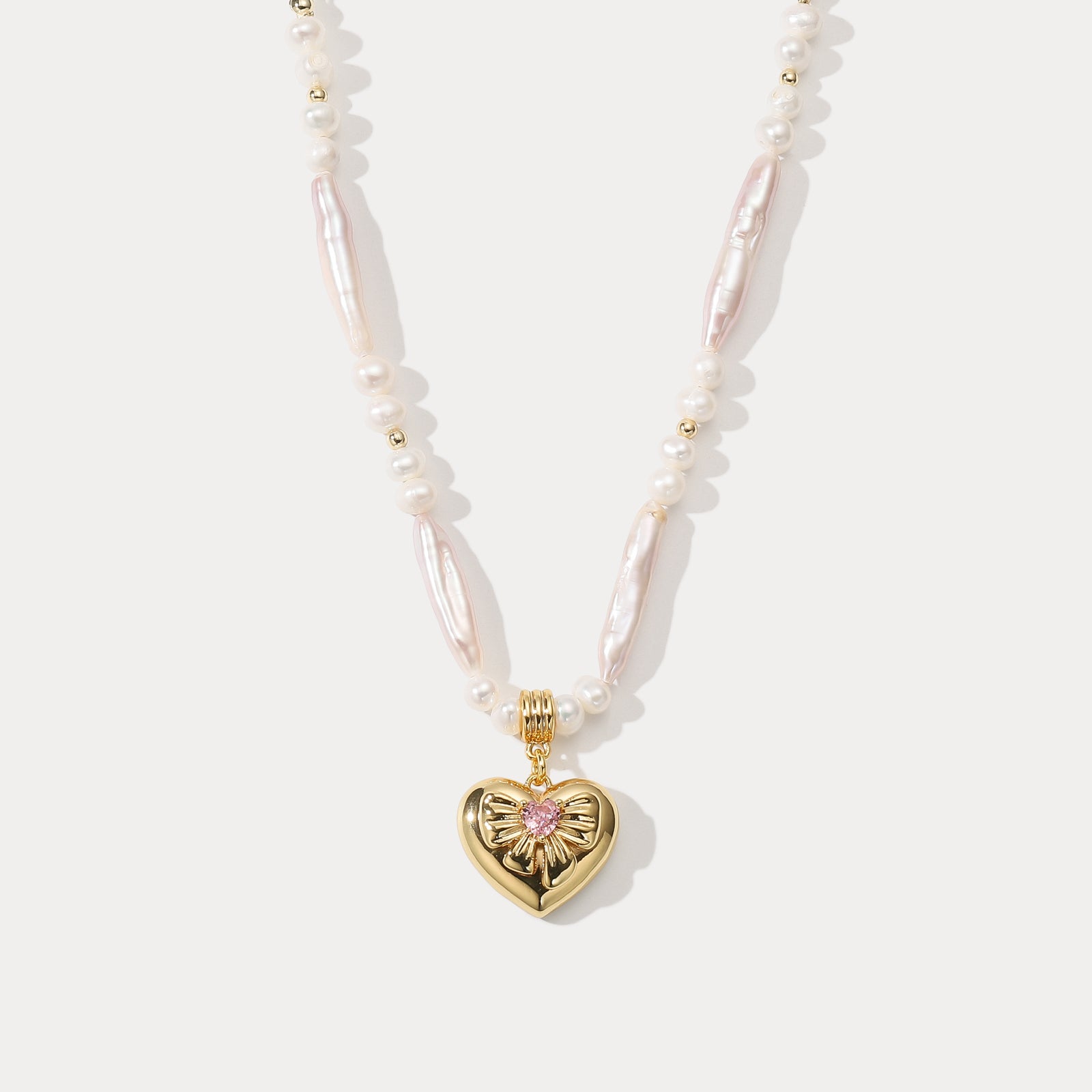 Selenichast Pink Heart Pearl Necklace