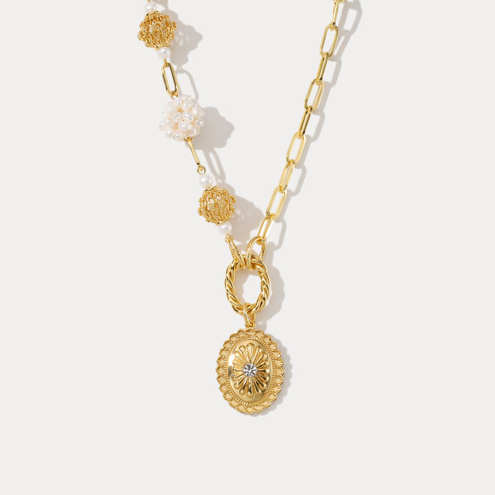 Selenichast Daisy Pearl Necklace