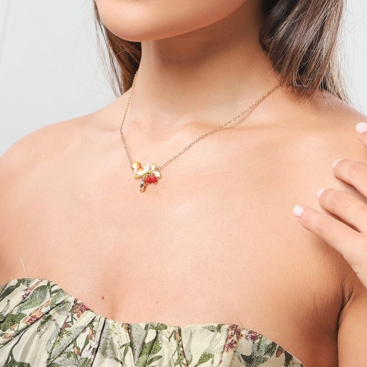 Gold Pendant Necklace