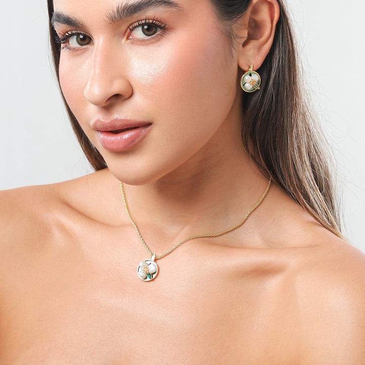 Mother of Pearl Necklace