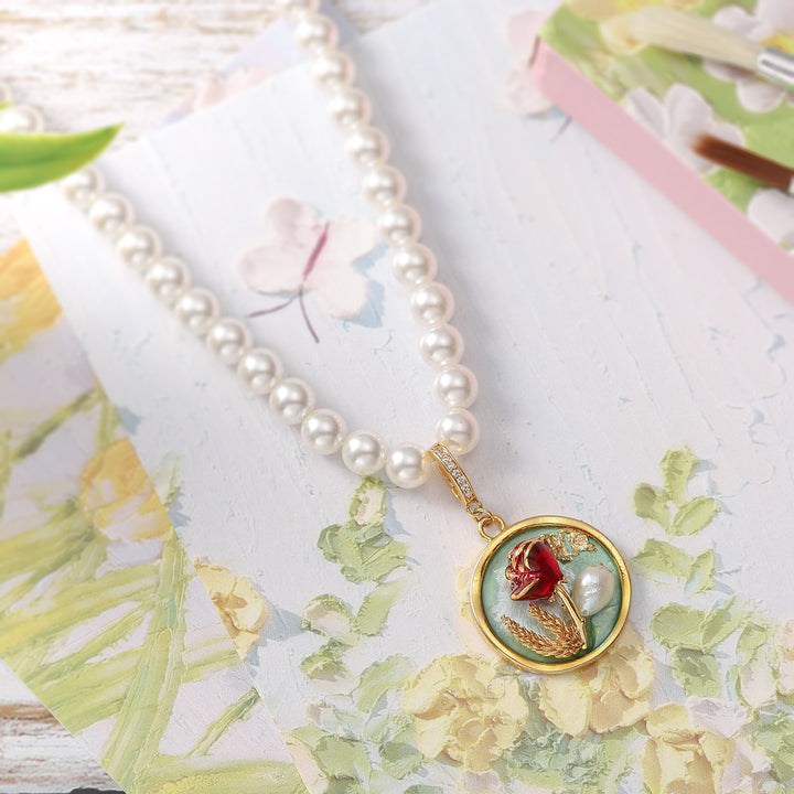Rose Gold and Pearl Necklace