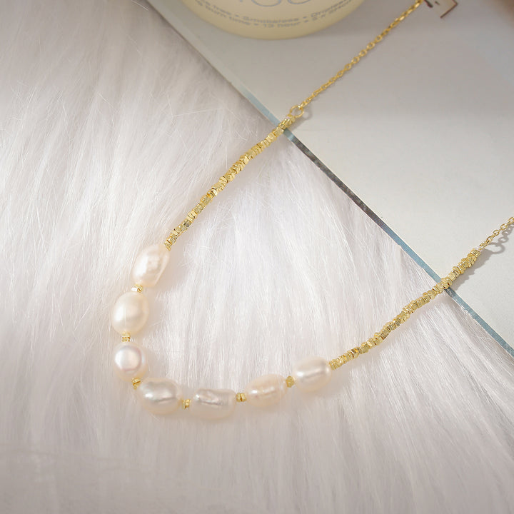 Simple Pearl Necklace