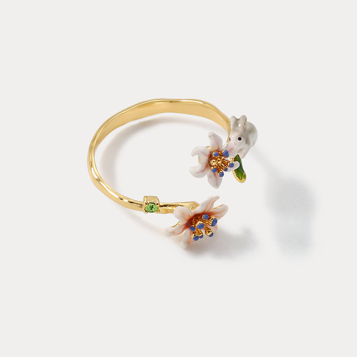 Fluffy Bunny Vintage Wedding Rings