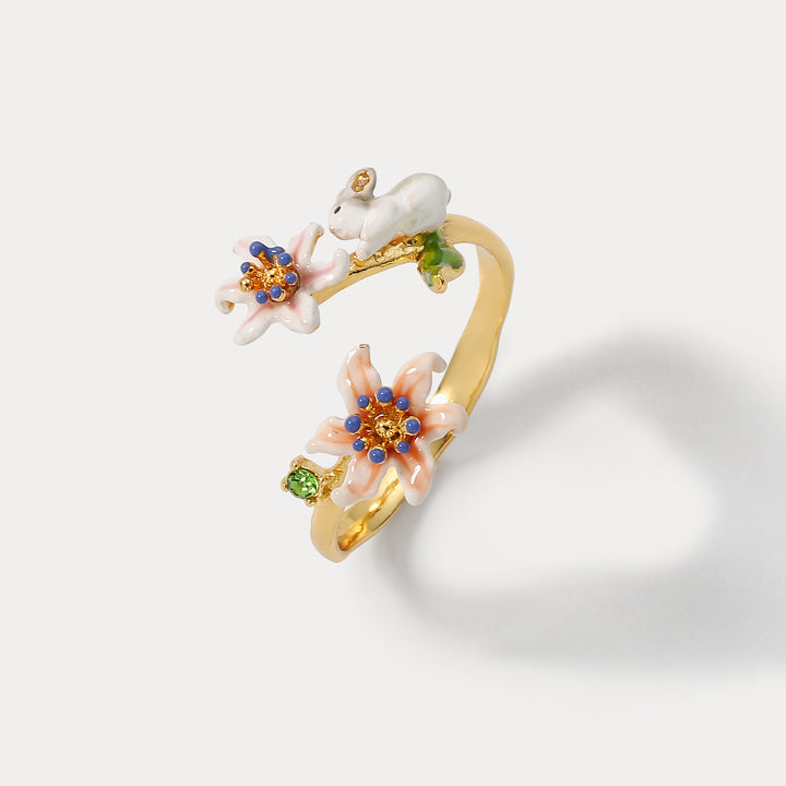 Fluffy Bunny Flower Women's Wedding Rings