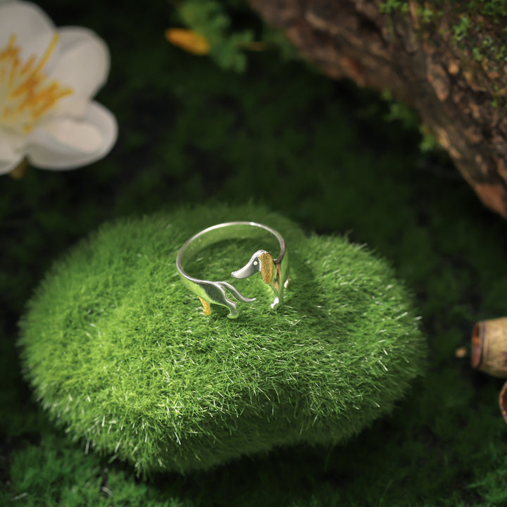 Walking Dachshund Open Ring