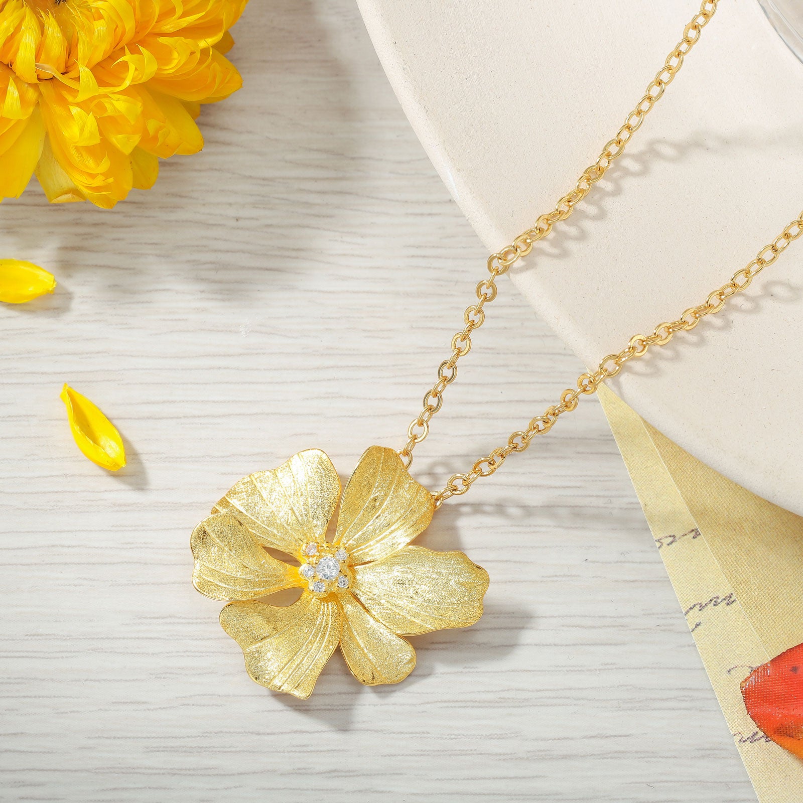 Selenichast Golden Peony Fine Necklace Gift Ideas for Girlfriend