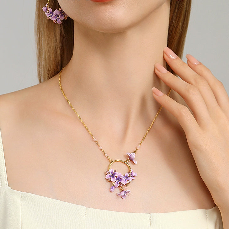 Selenichast Early Lilac Pendant Necklace