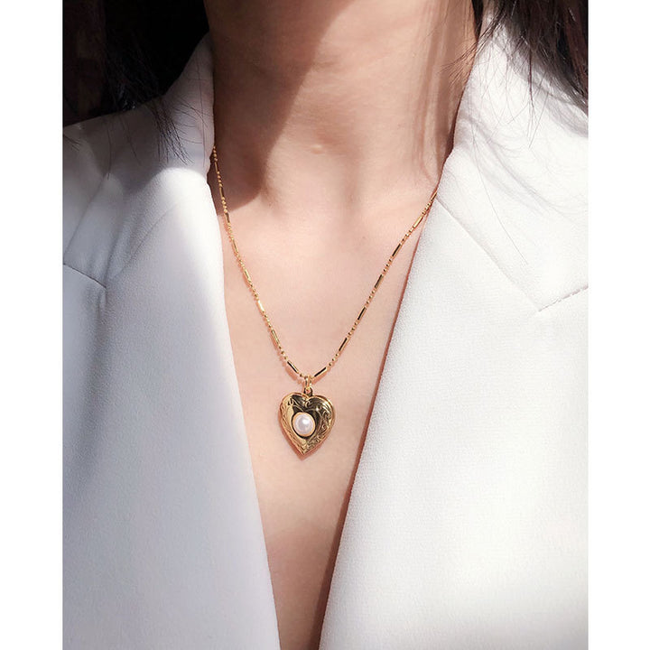 Selenichast pearl locket necklace