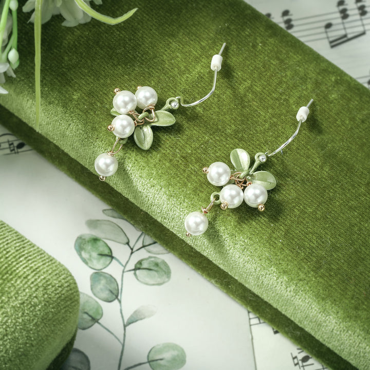 berry leaf earrings