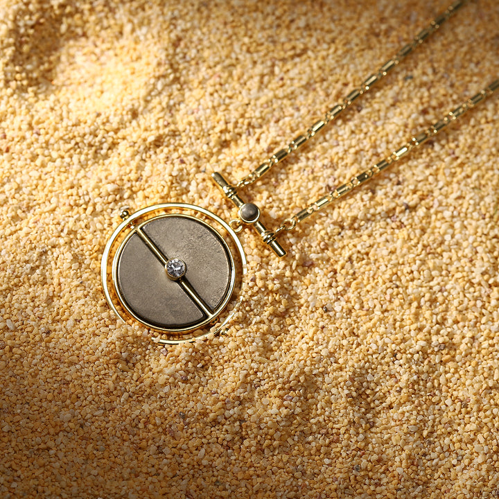 Venus Pendant Necklace