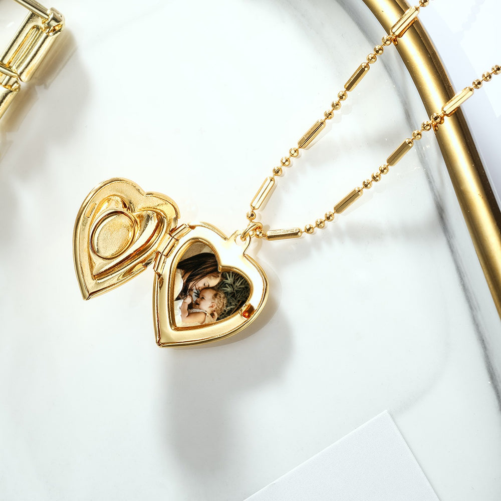 Selenichast pearl locket necklace