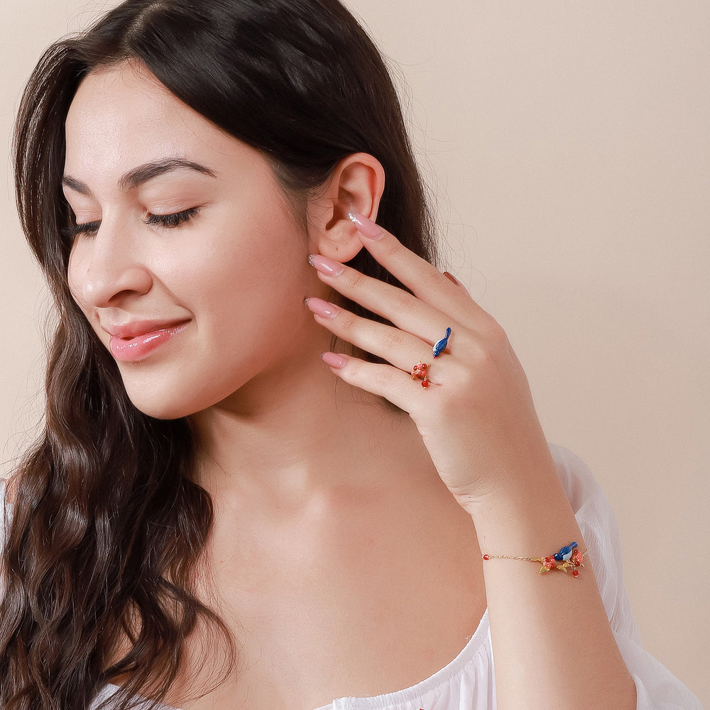 gold pair of lovebirds ring