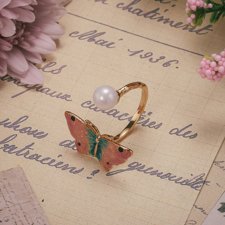 Selenichast butterfly ring