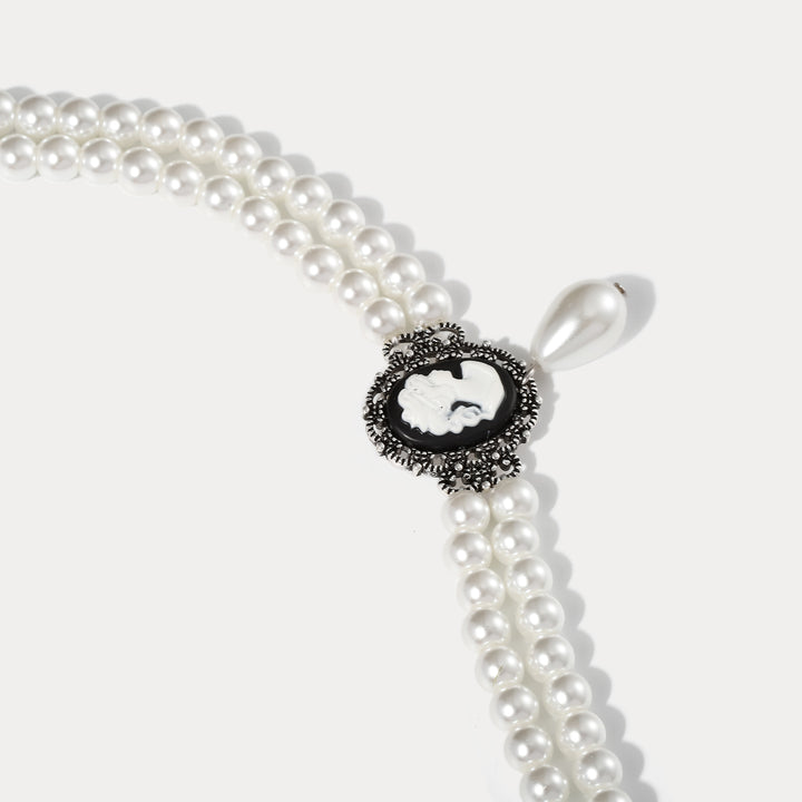 Dark Romance Rose Pearl Choker