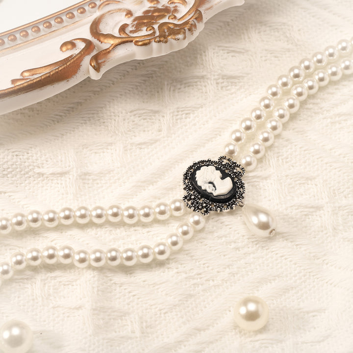 Dark Rose Freshwater Pearl Choker