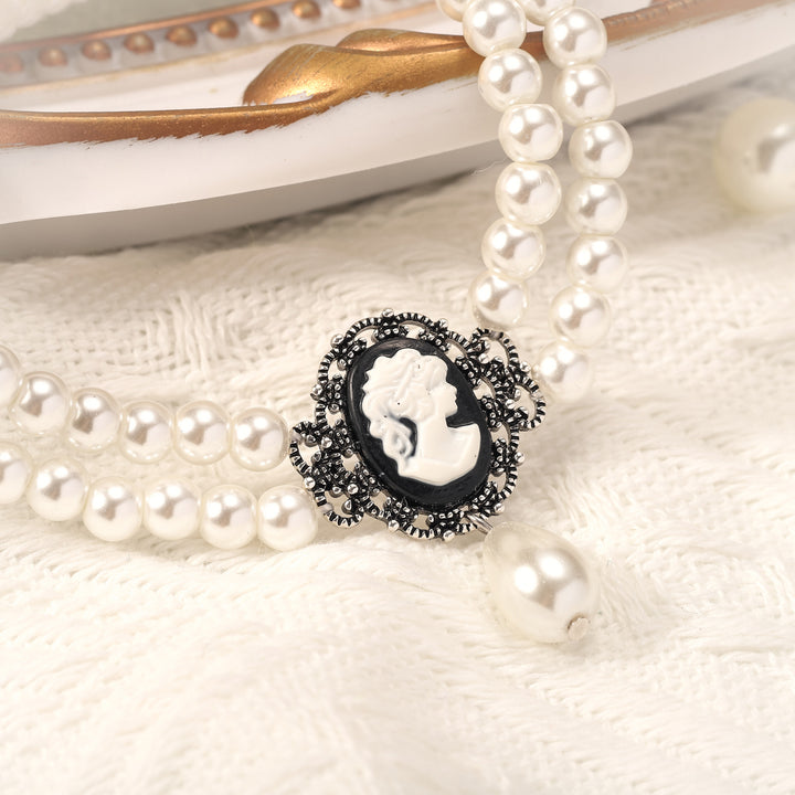 Dark Rose Pearl Pendant Choker