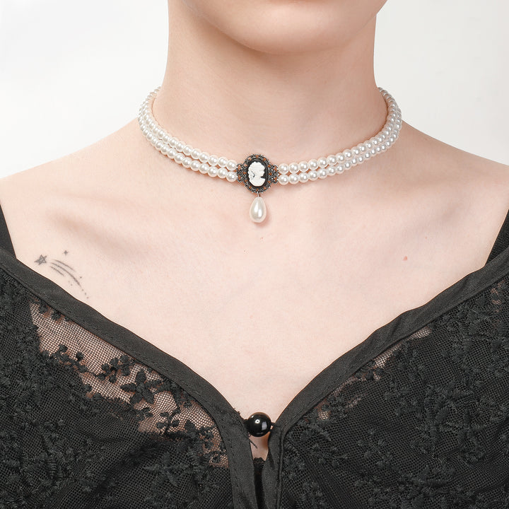 Dark Rose Pearl Brass Choker