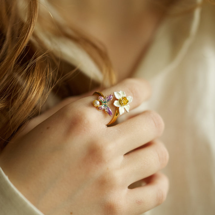 Selenichast Daffodils & Butterfly Ring