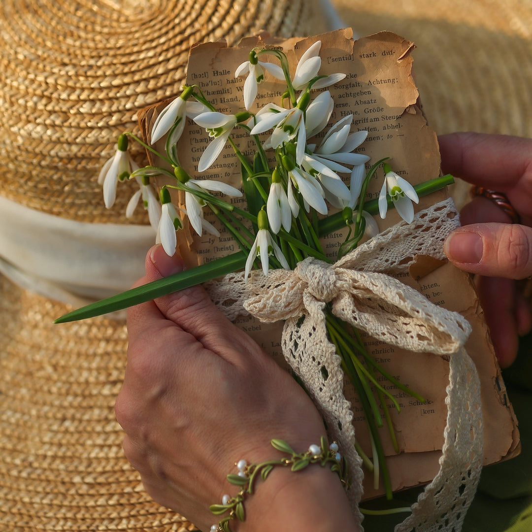 Color Meanings for Mood Necklace: What Each Shade Reveals About Your Emotions