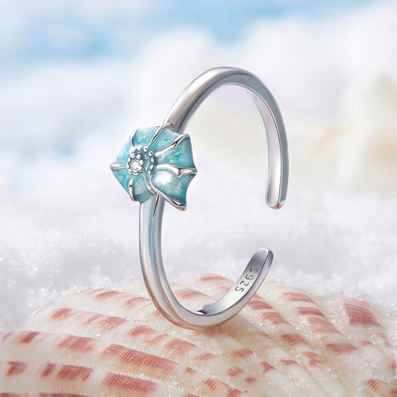 Selenichast Conch Ring